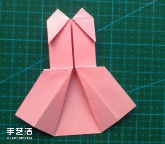 兒童折紙裙子圖解教程 簡(jiǎn)單小裙子的折疊方法 -  rpnrmr.com