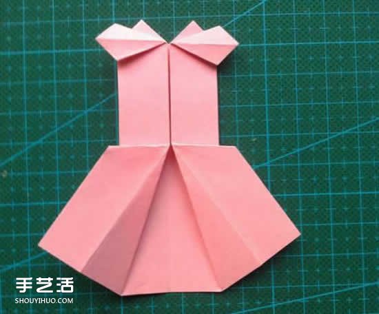 兒童折紙裙子圖解教程 簡(jiǎn)單小裙子的折疊方法 -  rpnrmr.com