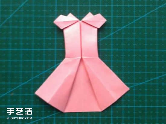 兒童折紙裙子圖解教程 簡(jiǎn)單小裙子的折疊方法 -  rpnrmr.com