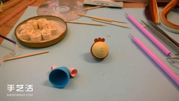 衍紙小手工藝品教程：小女孩的美麗私家花園 -  rpnrmr.com
