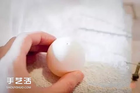 復活節(jié)彩蛋制作基礎：把蛋白和蛋黃吹出的方法 -  rpnrmr.com
