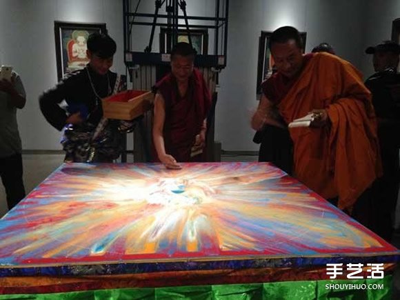 傳世千年的壇城沙畫 辛苦創(chuàng)作卻注定被毀掉 -  rpnrmr.com