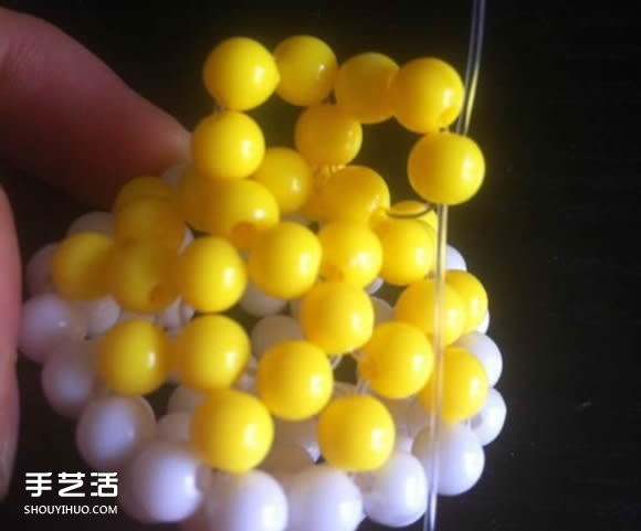 串珠手工藝品制作教程：孵化的小雞 -  rpnrmr.com