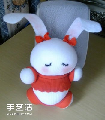 如何用襪子做兔子步驟 襪子娃娃兔子制作圖解 -  rpnrmr.com