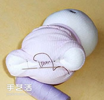 如何用襪子做兔子步驟 襪子娃娃兔子制作圖解 -  rpnrmr.com