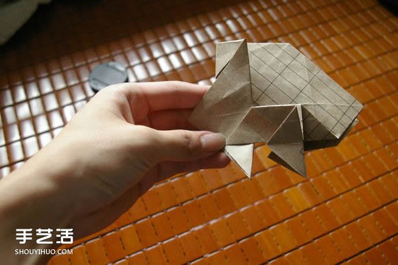 馬伯納犀牛折紙教程 馬伯納犀牛的折法圖解 -  rpnrmr.com