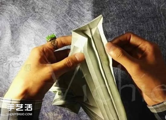 三生玫瑰花的折紙圖解 一張紙折出三朵玫瑰花 -  rpnrmr.com