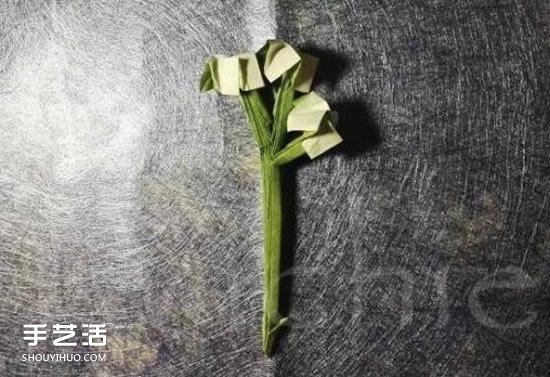 三生玫瑰花的折紙圖解 一張紙折出三朵玫瑰花 -  rpnrmr.com