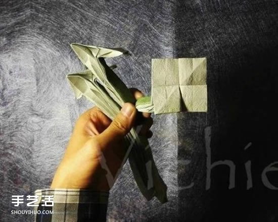 三生玫瑰花的折紙圖解 一張紙折出三朵玫瑰花 -  rpnrmr.com