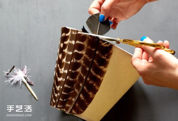 舊燈罩改造DIY小制作 用羽毛改造吊燈燈罩圖解 -  rpnrmr.com