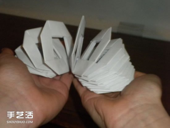 兒童折紙彈簧圖解教程 簡(jiǎn)單彈簧的折法步驟 -  rpnrmr.com