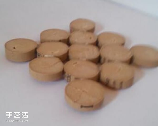 紅酒瓶塞手工制作杯墊 廢物利用做杯墊的方法 -  rpnrmr.com