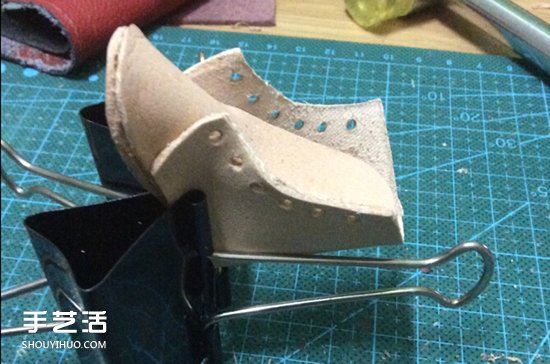 皮靴掛件的制作方法 自制迷你皮靴掛飾DIY圖解 -  rpnrmr.com