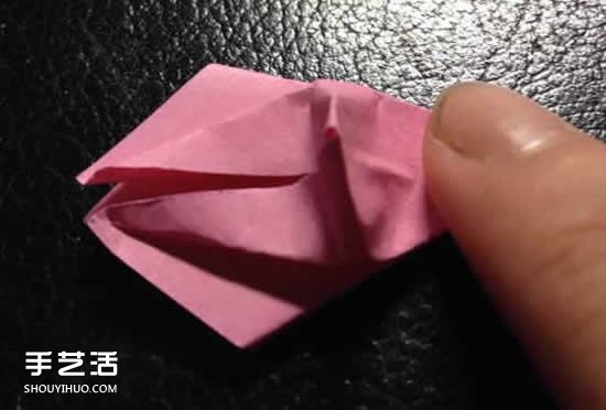 百合花怎么折圖解教程 折百合花的過程實(shí)拍 -  rpnrmr.com
