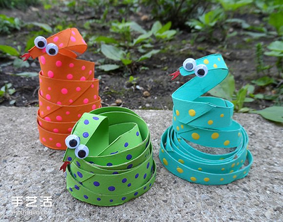 幼兒園小蛇手工制作教程 卷紙筒做玩具蛇的方法 -  rpnrmr.com