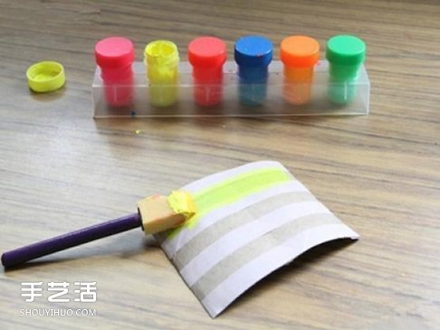 幼兒園望遠(yuǎn)鏡的制作教程 卷紙筒做望遠(yuǎn)鏡玩具 -  rpnrmr.com