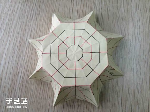 八瓣花的折法圖解教程 折紙八瓣花的過程步驟 -  rpnrmr.com