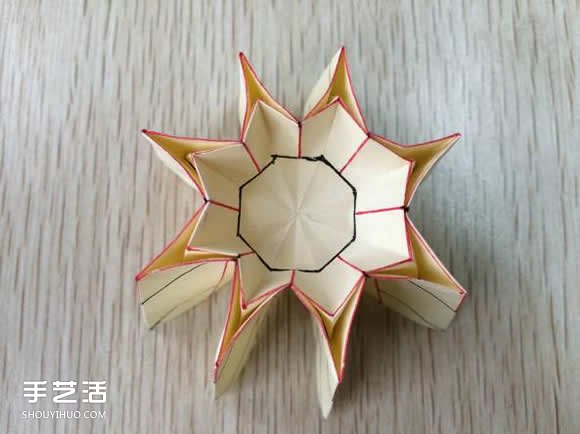 八瓣花的折法圖解教程 折紙八瓣花的過程步驟 -  rpnrmr.com
