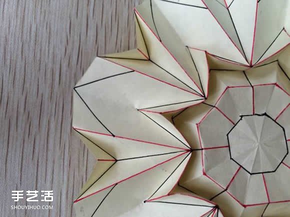 八瓣花的折法圖解教程 折紙八瓣花的過程步驟 -  rpnrmr.com