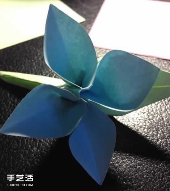 四瓣花的折法圖解步驟 手工折紙四瓣花的方法 -  rpnrmr.com