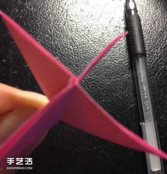 四瓣花的折法圖解步驟 手工折紙四瓣花的方法 -  rpnrmr.com