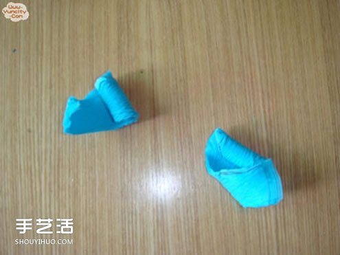 手工皺紋紙玫瑰花做法 簡(jiǎn)單皺紋紙玫瑰花的折法 -  rpnrmr.com
