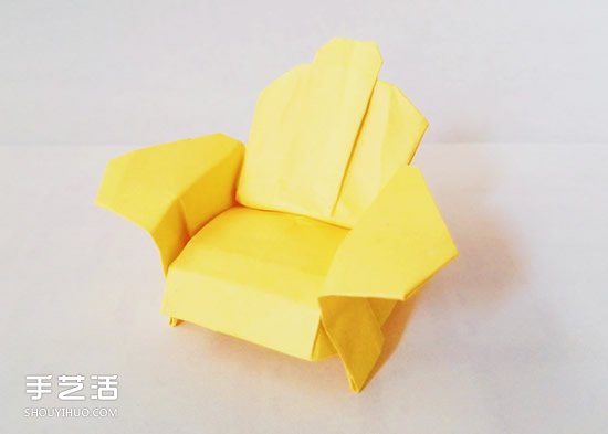 折紙沙發(fā)椅的折法圖解 手工沙發(fā)椅折疊步驟圖 -  rpnrmr.com