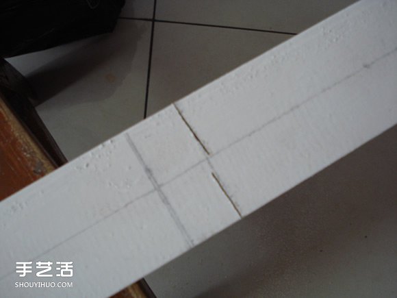 自制床上電腦桌的方法 DIY可折疊床上電腦桌 -  rpnrmr.com