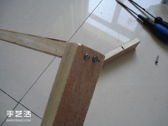 自制床上電腦桌的方法 DIY可折疊床上電腦桌 -  rpnrmr.com