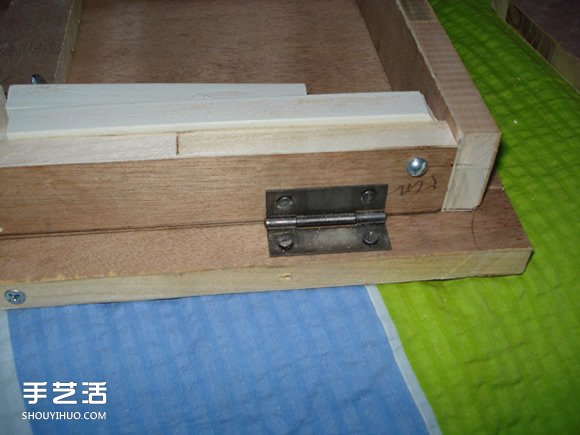 自制床上電腦桌的方法 DIY可折疊床上電腦桌 -  rpnrmr.com