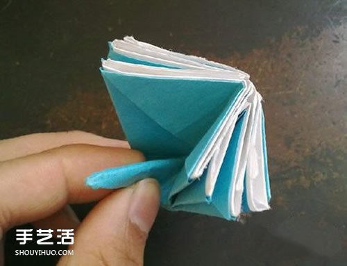 折紙康乃馨步驟圖解 康乃馨的折法簡(jiǎn)單易學(xué) -  rpnrmr.com