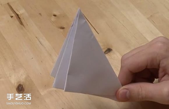 紙炮怎么疊圖解教程 兩種紙炮的折法步驟圖 -  rpnrmr.com