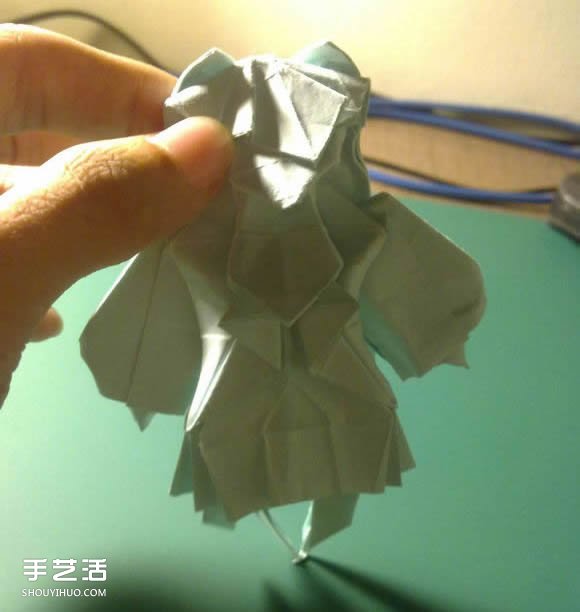 折紙初音未來(lái)的詳細(xì)圖解 初音未來(lái)的折法過(guò)程 -  rpnrmr.com