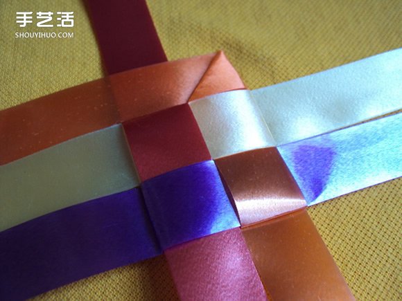 彩帶風(fēng)鈴制作圖解：星星/絲星蝶/圓環(huán)圈/燈籠 -  rpnrmr.com