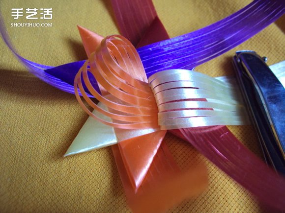 彩帶風(fēng)鈴制作圖解：星星/絲星蝶/圓環(huán)圈/燈籠 -  rpnrmr.com