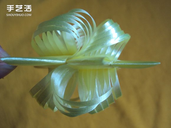 彩帶風(fēng)鈴制作圖解：星星/絲星蝶/圓環(huán)圈/燈籠 -  rpnrmr.com