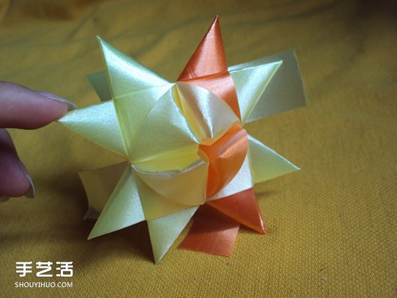 彩帶風(fēng)鈴制作圖解：星星/絲星蝶/圓環(huán)圈/燈籠 -  rpnrmr.com