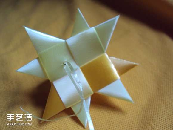 彩帶風(fēng)鈴制作圖解：星星/絲星蝶/圓環(huán)圈/燈籠 -  rpnrmr.com