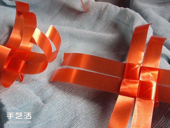 彩帶風(fēng)鈴制作圖解：星星/絲星蝶/圓環(huán)圈/燈籠 -  rpnrmr.com