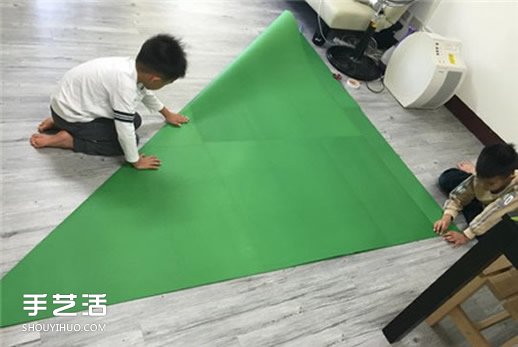 自制大圣誕樹的方法 手工折紙大型圣誕樹圖解 -  rpnrmr.com