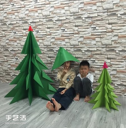 自制大圣誕樹的方法 手工折紙大型圣誕樹圖解 -  rpnrmr.com