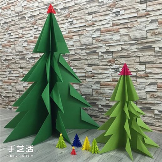 自制大圣誕樹的方法 手工折紙大型圣誕樹圖解 -  rpnrmr.com