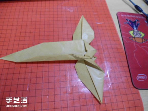 帶翅膀惡魔之心折紙圖解 怎么折惡魔之心教程 -  rpnrmr.com
