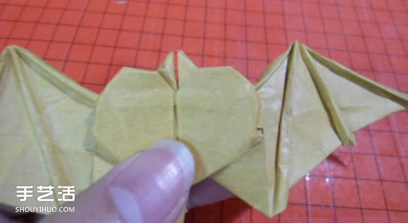 帶翅膀惡魔之心折紙圖解 怎么折惡魔之心教程 -  rpnrmr.com