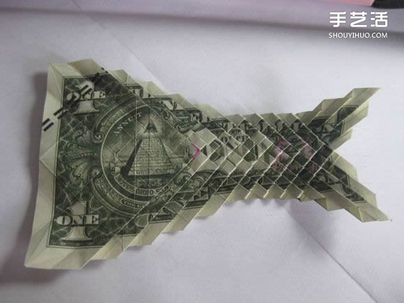 折紙美元鯉魚的方法 用美元折鯉魚怎么折圖解 -  rpnrmr.com
