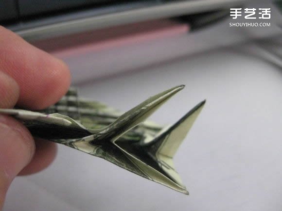 折紙美元鯉魚的方法 用美元折鯉魚怎么折圖解 -  rpnrmr.com