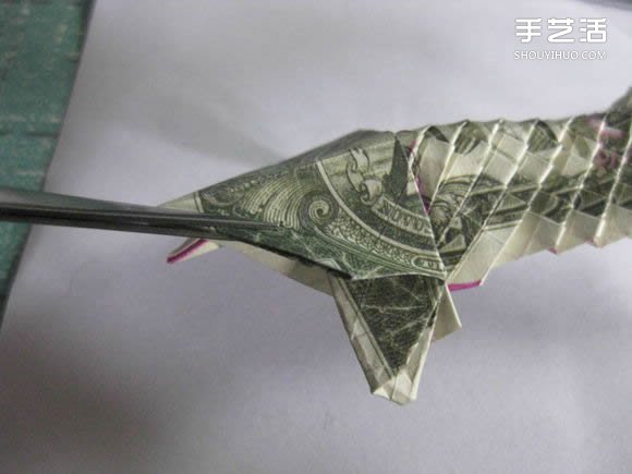 折紙美元鯉魚的方法 用美元折鯉魚怎么折圖解 -  rpnrmr.com