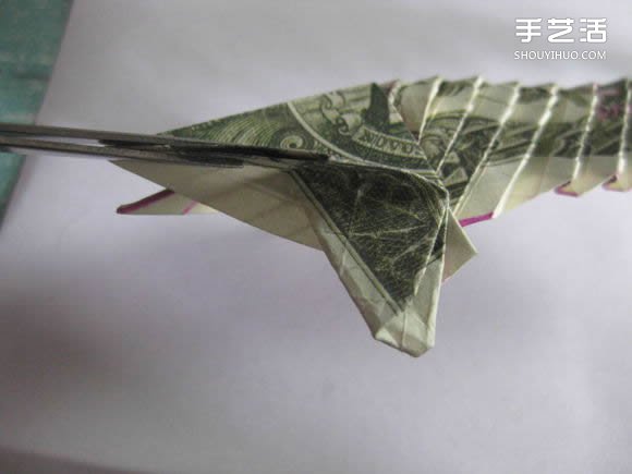 折紙美元鯉魚的方法 用美元折鯉魚怎么折圖解 -  rpnrmr.com