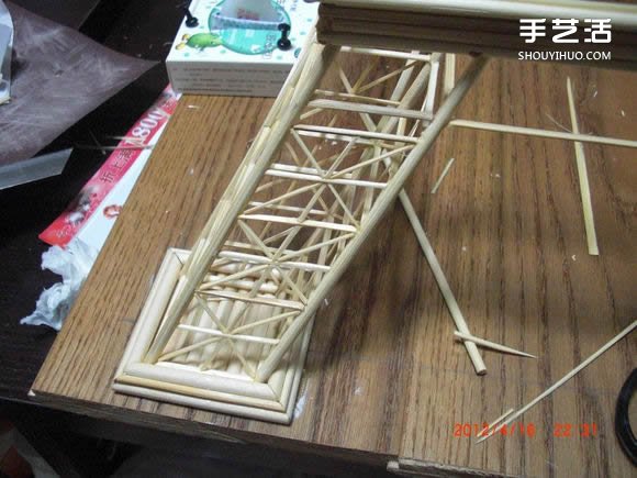 筷子和竹簽制作埃菲爾鐵塔模型的詳細(xì)圖解教程 -  rpnrmr.com