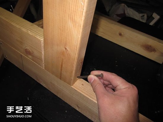 無敵老爹的小發(fā)明：簡易投石機(jī)的制作方法  -  rpnrmr.com